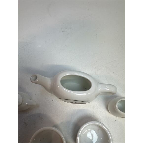 Schilling Child's Madeline Ceramic Tea Party Eiffel Tower lot Of 7 - Picture 5 of 7